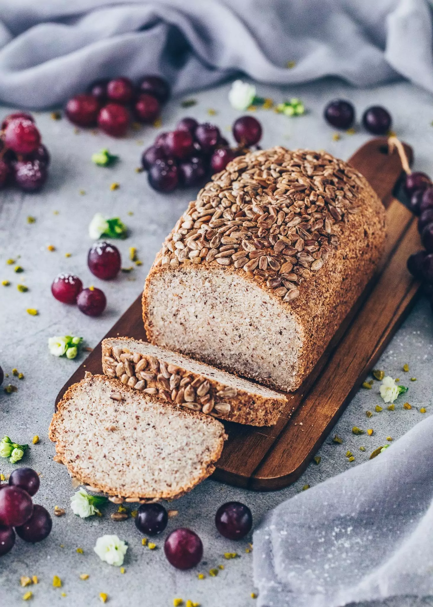 Vegan Keto Bread Recipe | Low-Carb Loaf - Bianca Zapatka | Recipes
