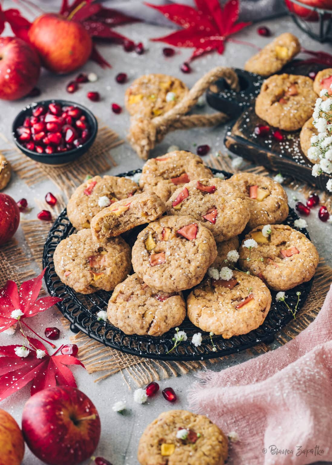 Apfel Haferflocken Kekse - Einfache Vegane Cookies - Bianca Zapatka ...