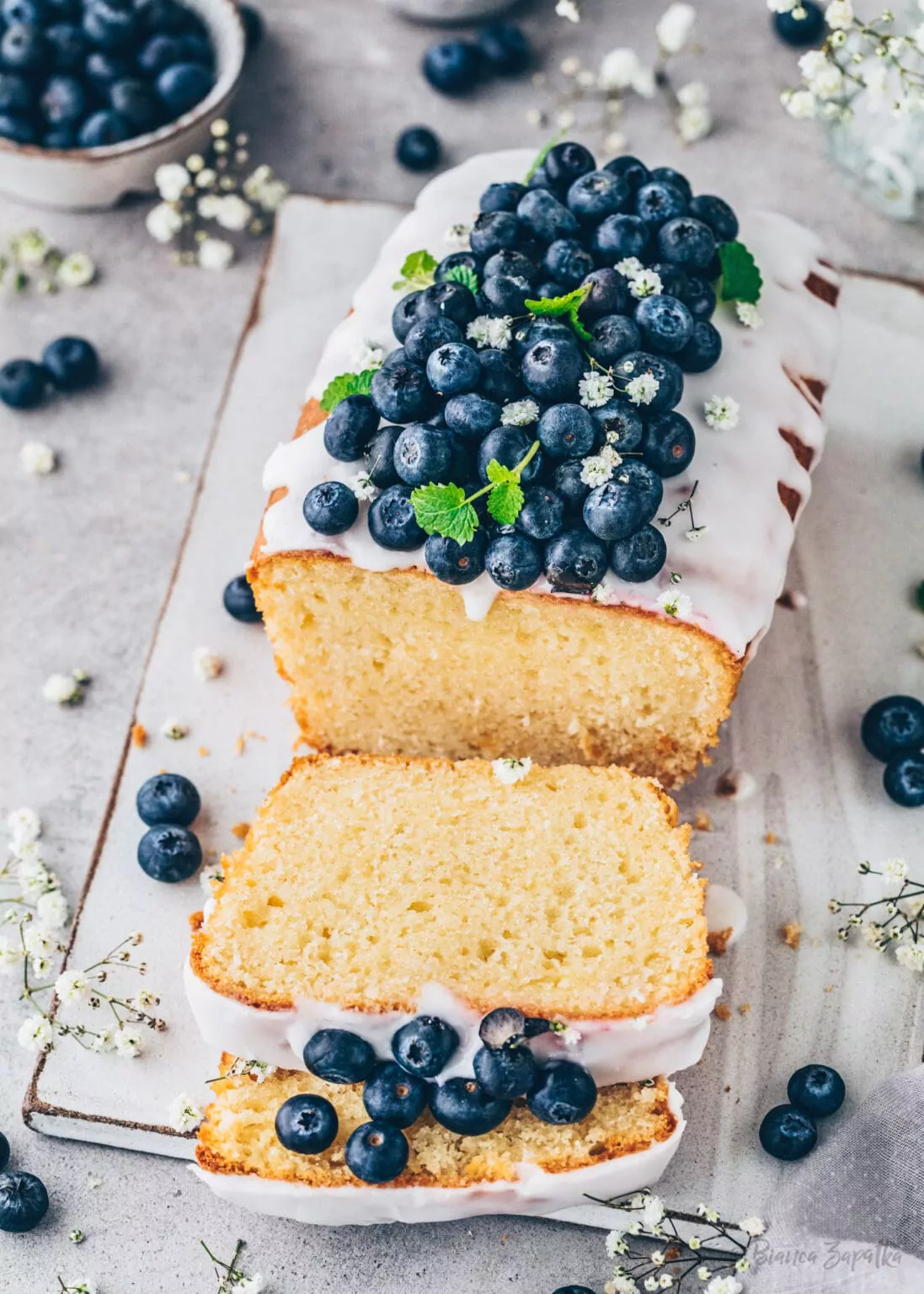 Vegan Loaf Cake | Easy One Bowl Recipe - Bianca Zapatka | Recipes